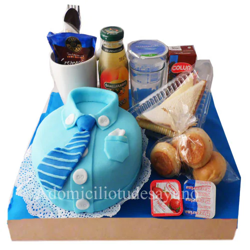 Desayuno para ellos con torta