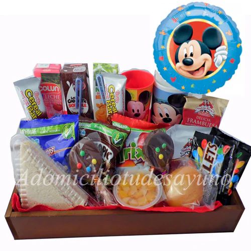 Desayuno Mickey.desa_niño_1