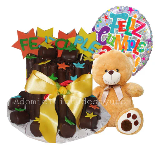 Torta de cuchufli, globo de helio, peluche.